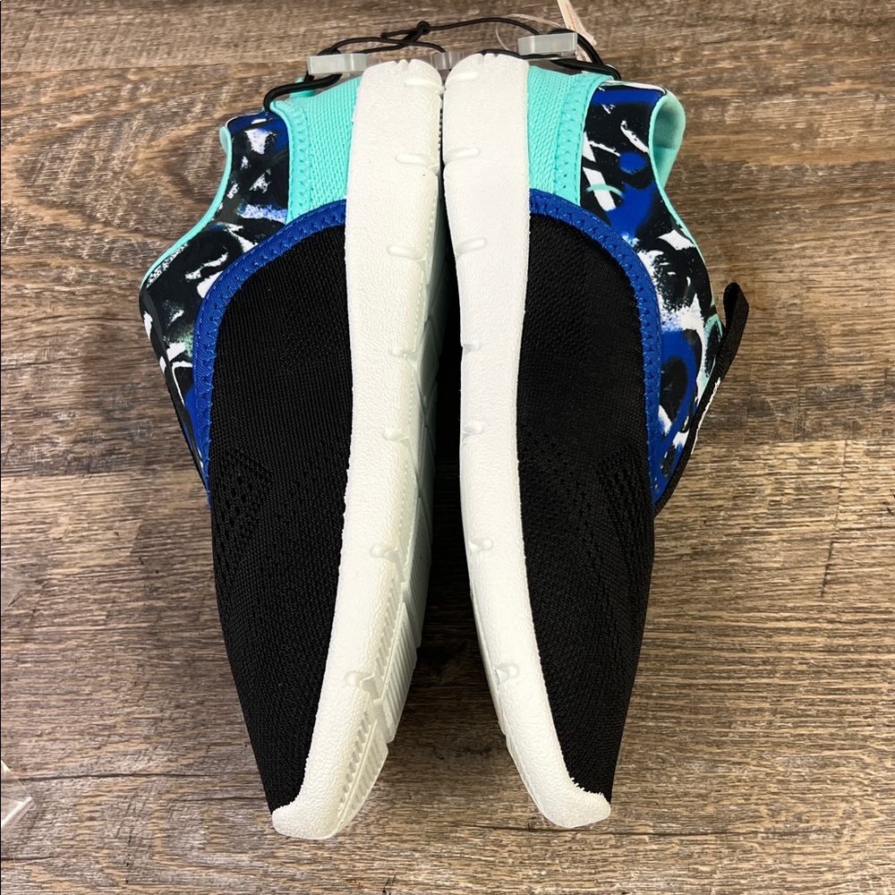 Speedo Junior Aqua Skimmer Water Shoes Black/Blue (23) ( 2 Pairs) — image 7 of 8